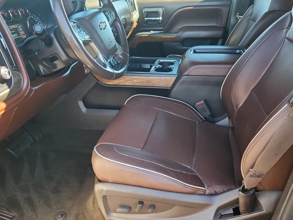 Used 2014 White Chevrolet High Country image 7