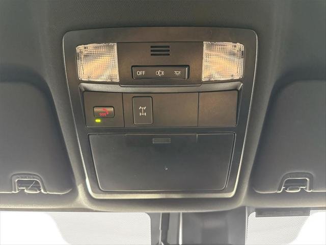 Certified Used 2022 MAGNETIC GRAY MET. Toyota  image 6