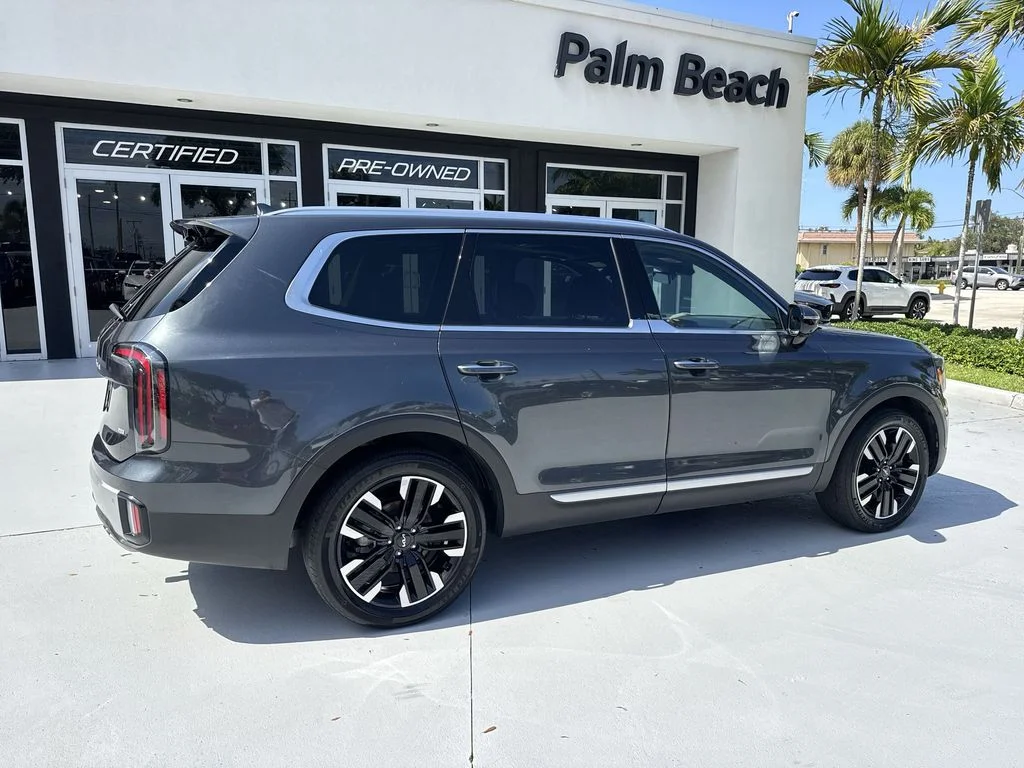 Used 2023 Gray Kia SX-Prestige image 4