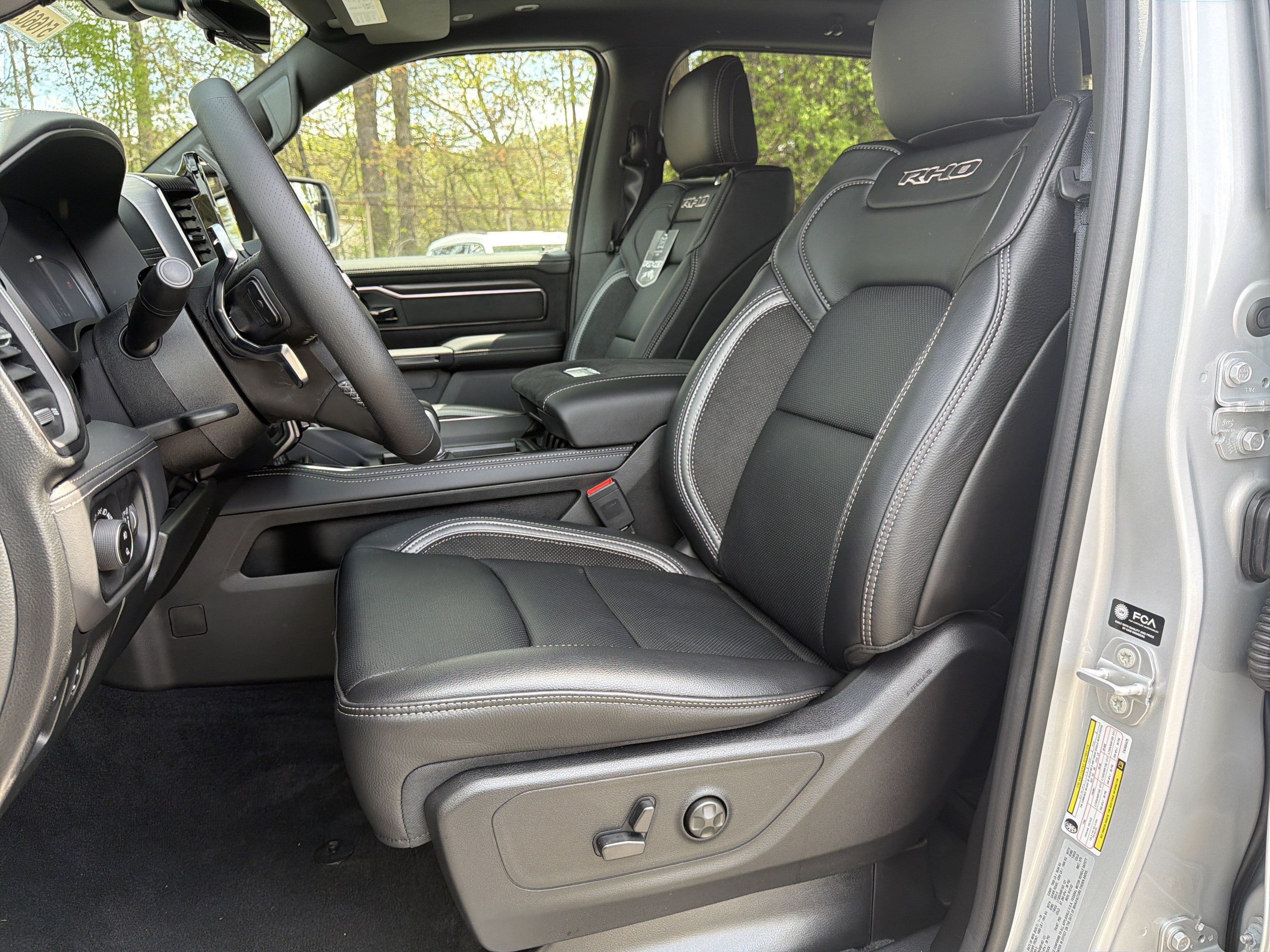 2026 RAM 1500 RHO - Photo 11