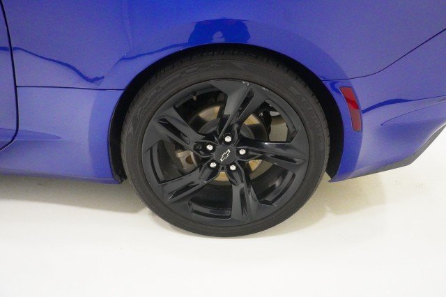 Used 2021  Chevrolet 1LS image 10
