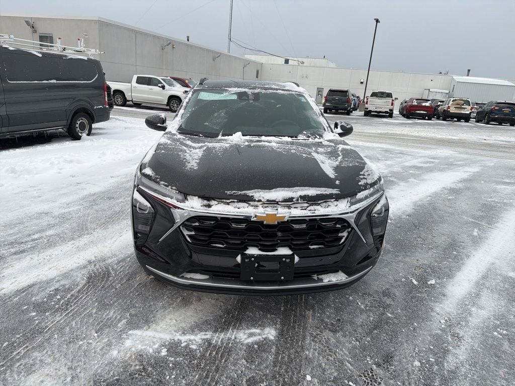 New 2026 Mosaic Black Metallic Chevrolet LT image 3