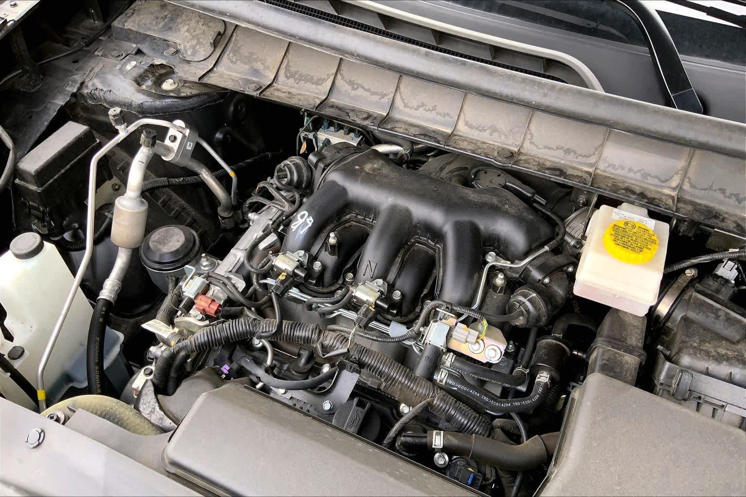 Used 2025 Deep Ocean Blue Pearl Nissan SV image 33