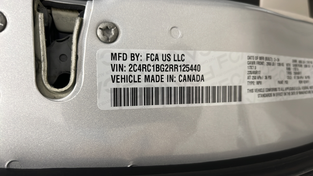 Used 2024 Silver Mist Clearcoat Chrysler Touring L image 29