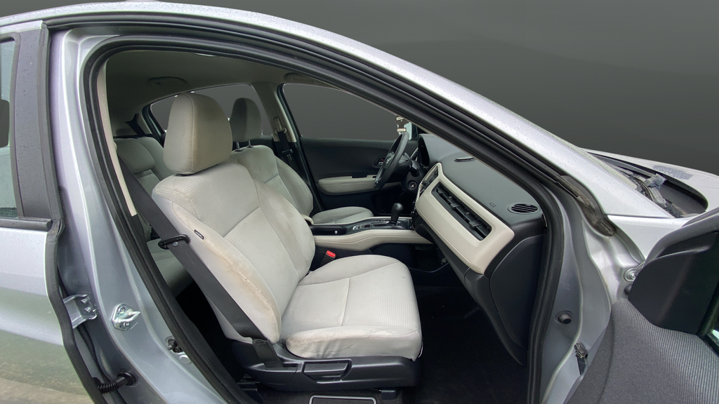 Used 2022 Silver Honda LX image 22