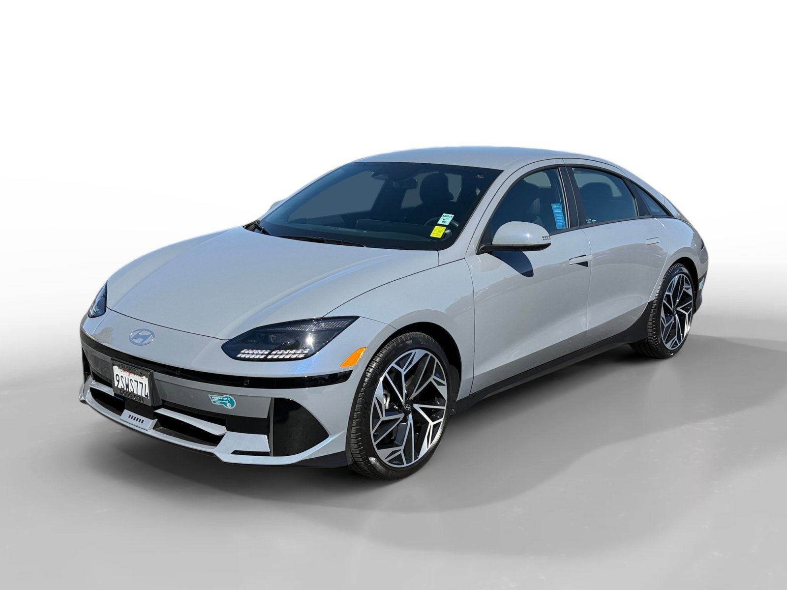 Certified Used 2025 Blue Hyundai SEL image 1