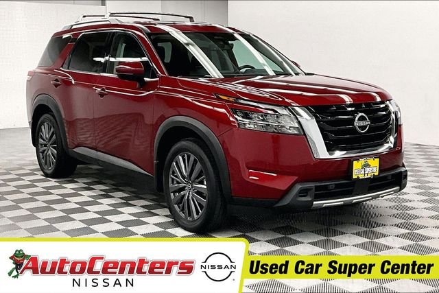 2024 Nissan Pathfinder SL 4WD's photo