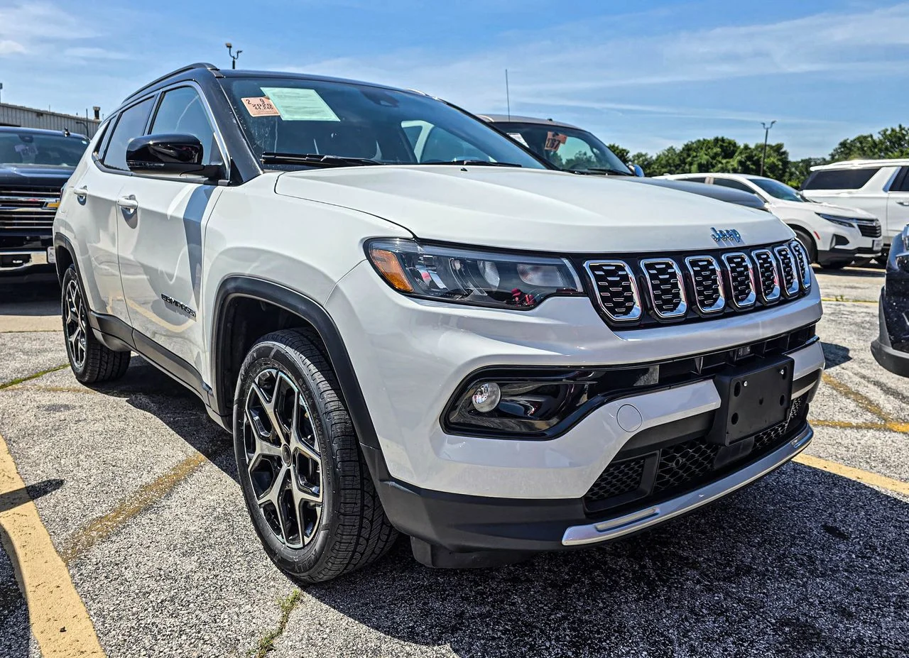 2025 Jeep Compass Limited 4X4's photo