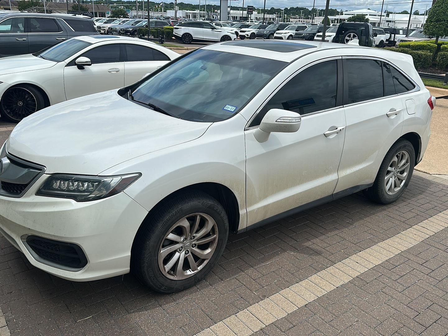 Used 2016 White Diamond Pearl Acura BASE image 1