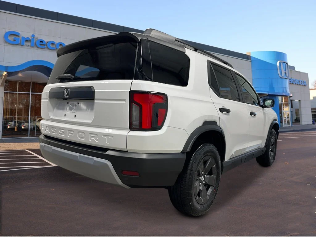 New 2026 White Honda RTL image 5
