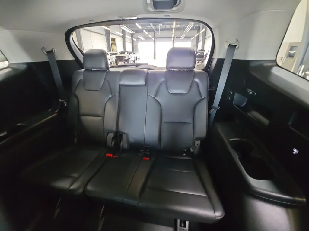 Used 2022 Gray Kia EX image 12