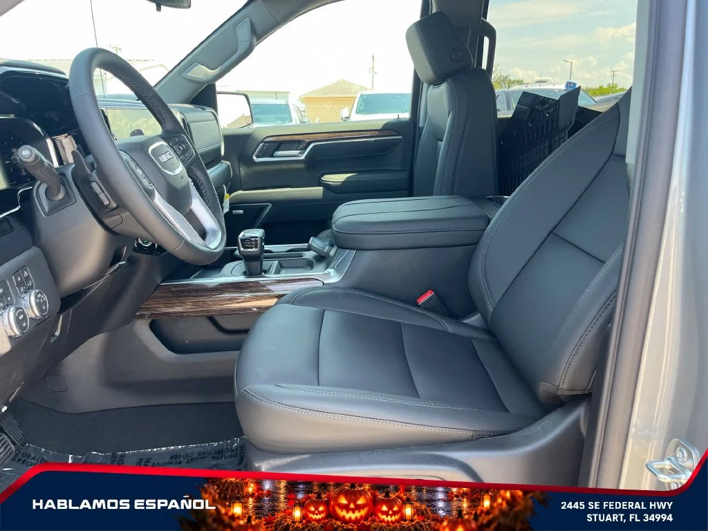 New 2026 Sterling Metallic GMC Elevation image 9