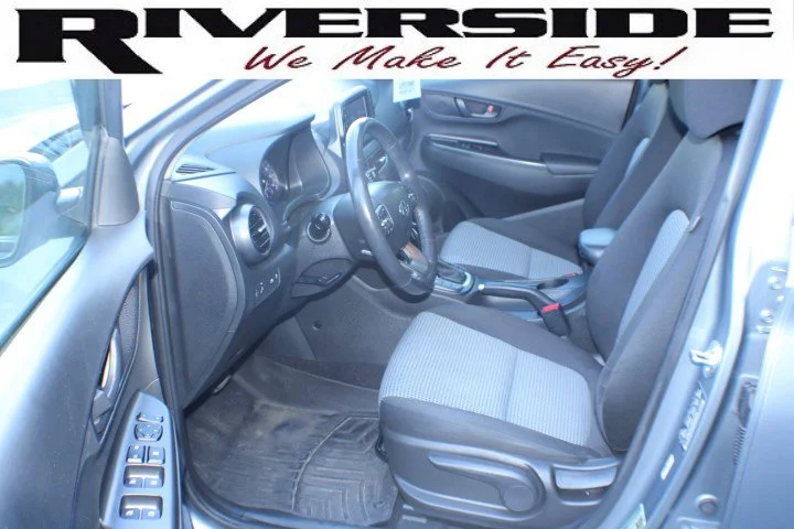 Used 2021 Sonic Silver Hyundai SEL image 13