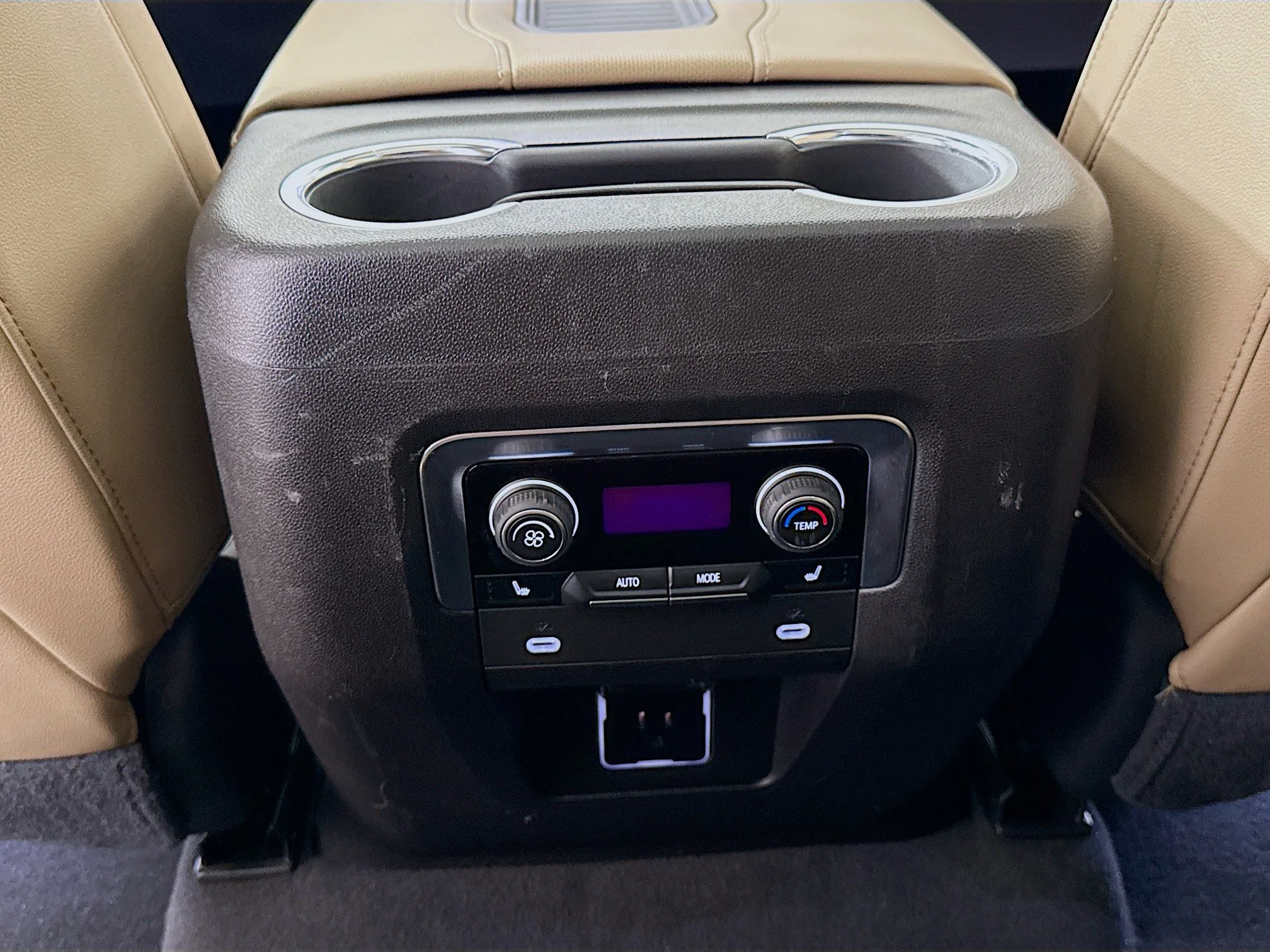 Used 2021 Empire Beige Metallic Chevrolet Premier image 29