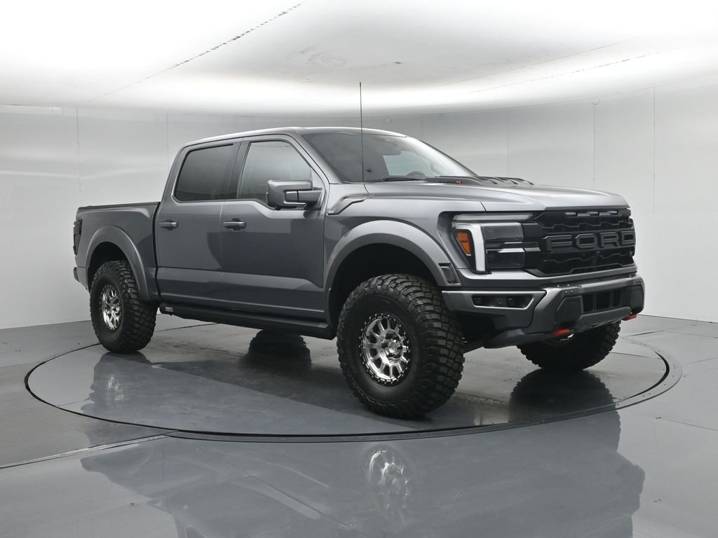 Used 2024 Gray Ford Raptor image 29