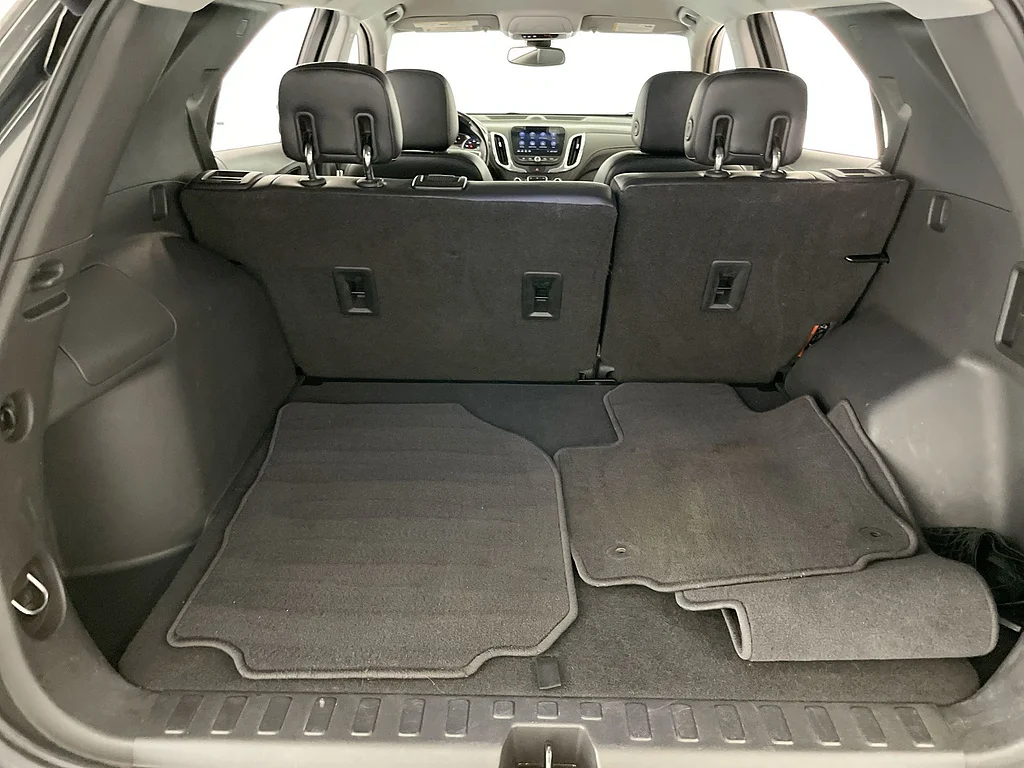 Used 2020 Nightfall Gray Metallic Chevrolet Premier image 25