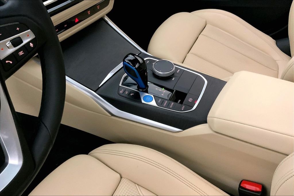 Used 2023 Mineral White Metallic BMW  image 22
