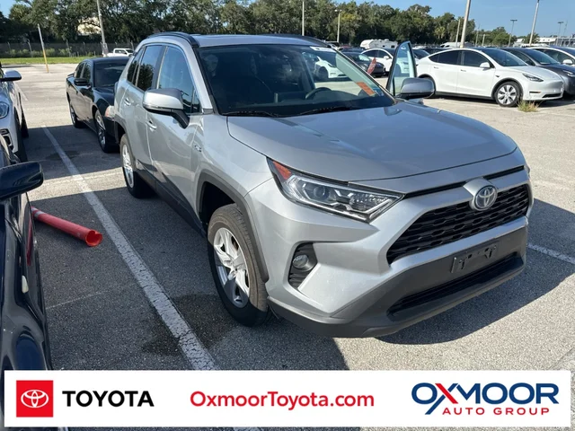 2020 Toyota RAV4 Hybrid XLE