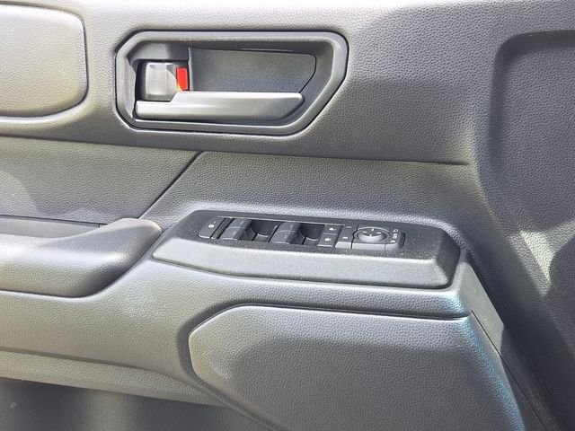 Used 2025  Toyota 1958 image 26