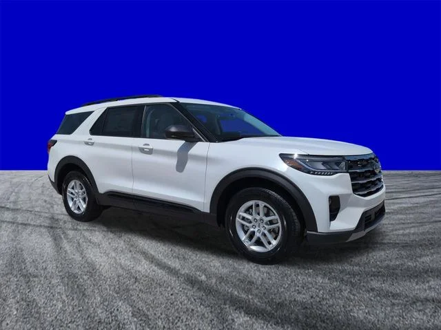 New 2026 Star White Metallic Tri-Coat Ford Active image 2