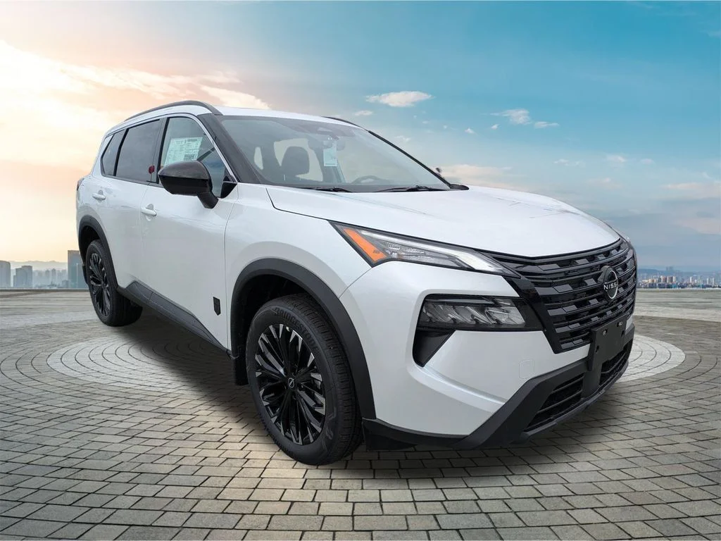 New 2026 Everest White Pearl TriCoat Nissan Dark Armor™ image 2