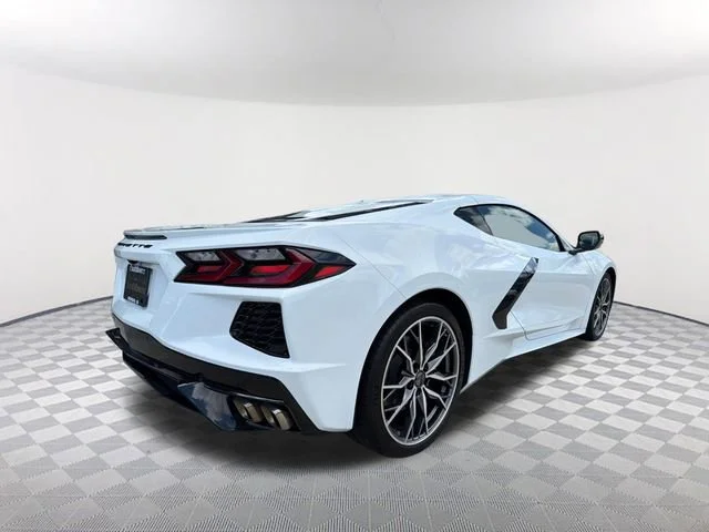 Used 2026 Arctic White Chevrolet 1LT image 5