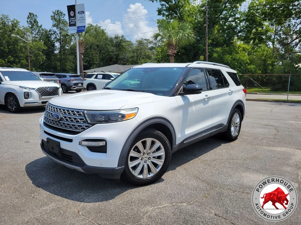 Used 2020 White Ford Limited image 1