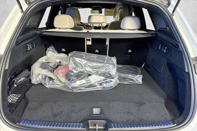 New 2027 Polar White Mercedes-Benz GLC 350e image 54