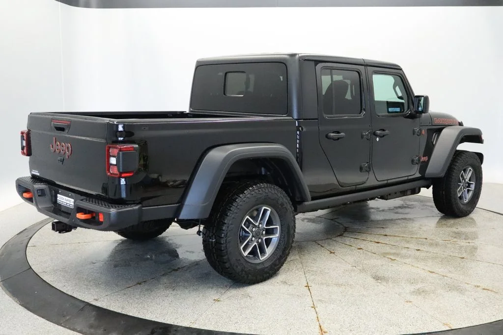 New 2026 Black Clearcoat Jeep Mojave image 6