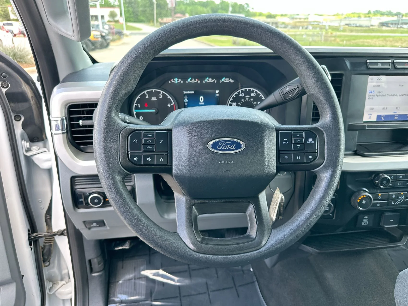 Used 2024 Oxford White Ford XLT image 14