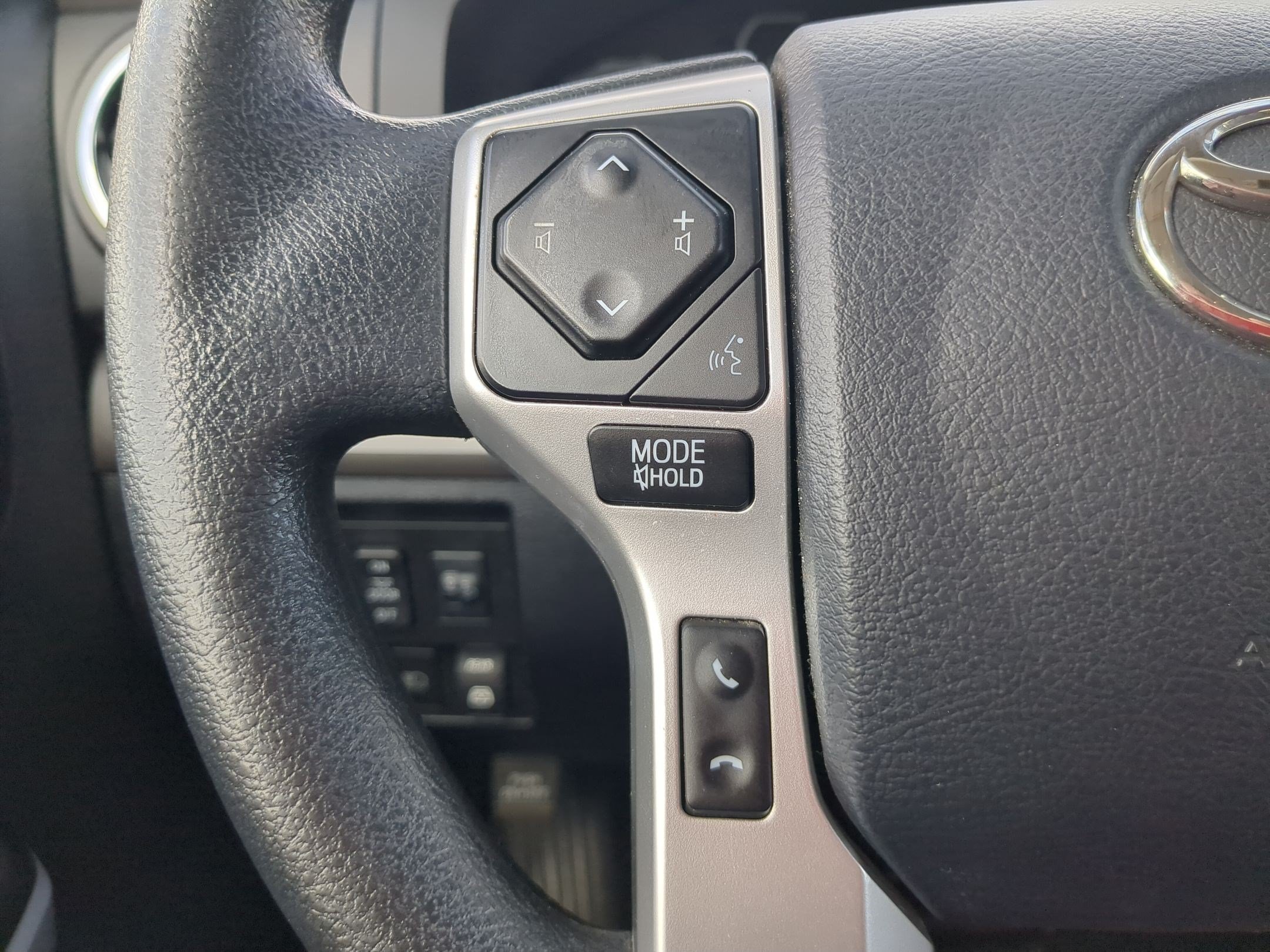 2018 Toyota Tundra SR5 - Photo 18