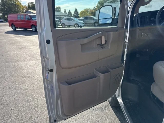 Used 2025 Silver Chevrolet Work Van image 24