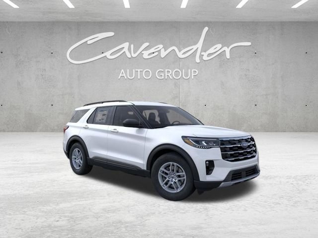 New 2026 Star White Metallic Tri-Coat Ford Active image 8