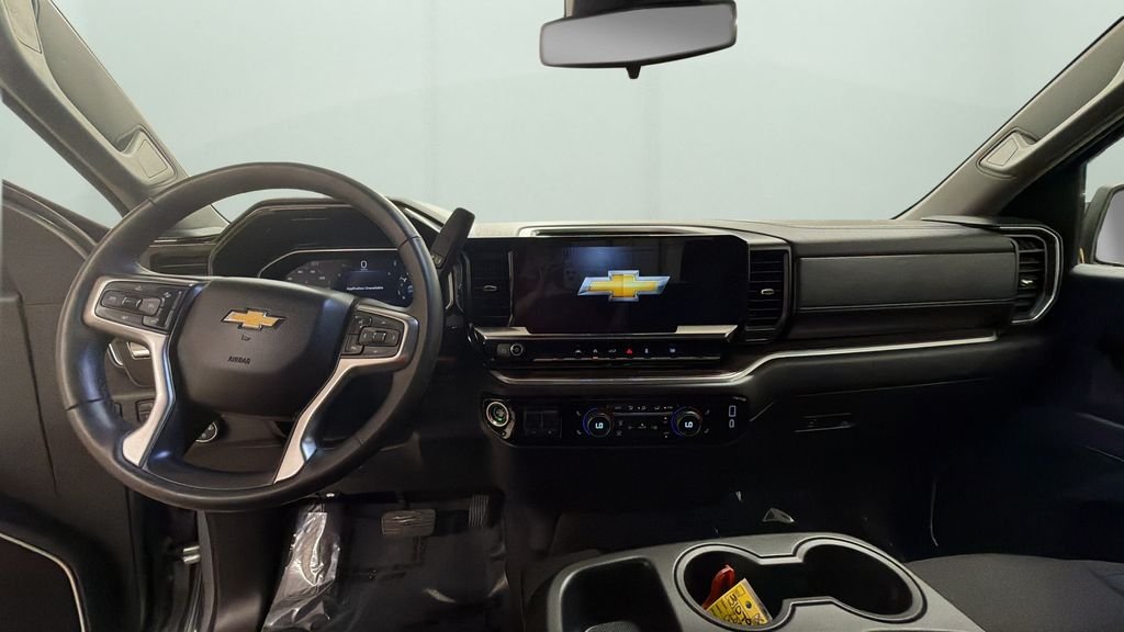 2026 Chevrolet Silverado 1500 LT - Photo 10