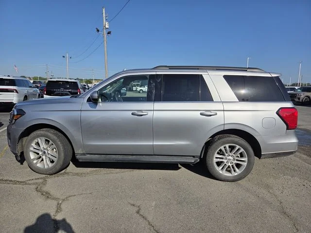 Used 2024 Silver Ford XLT image 8