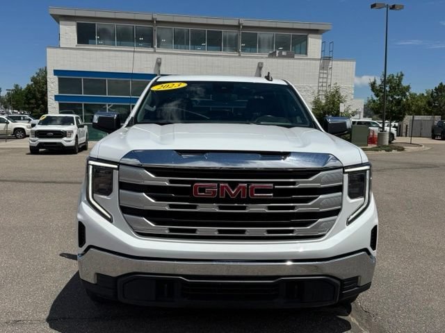 Used 2023 Summit White GMC SLE image 9