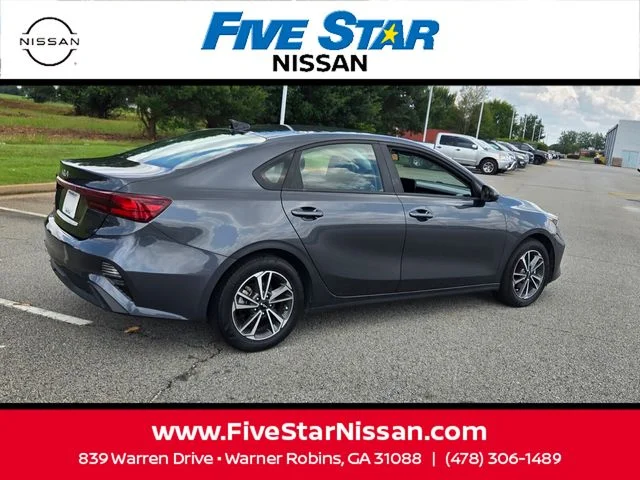 Used 2024 Gray Kia LXS image 13