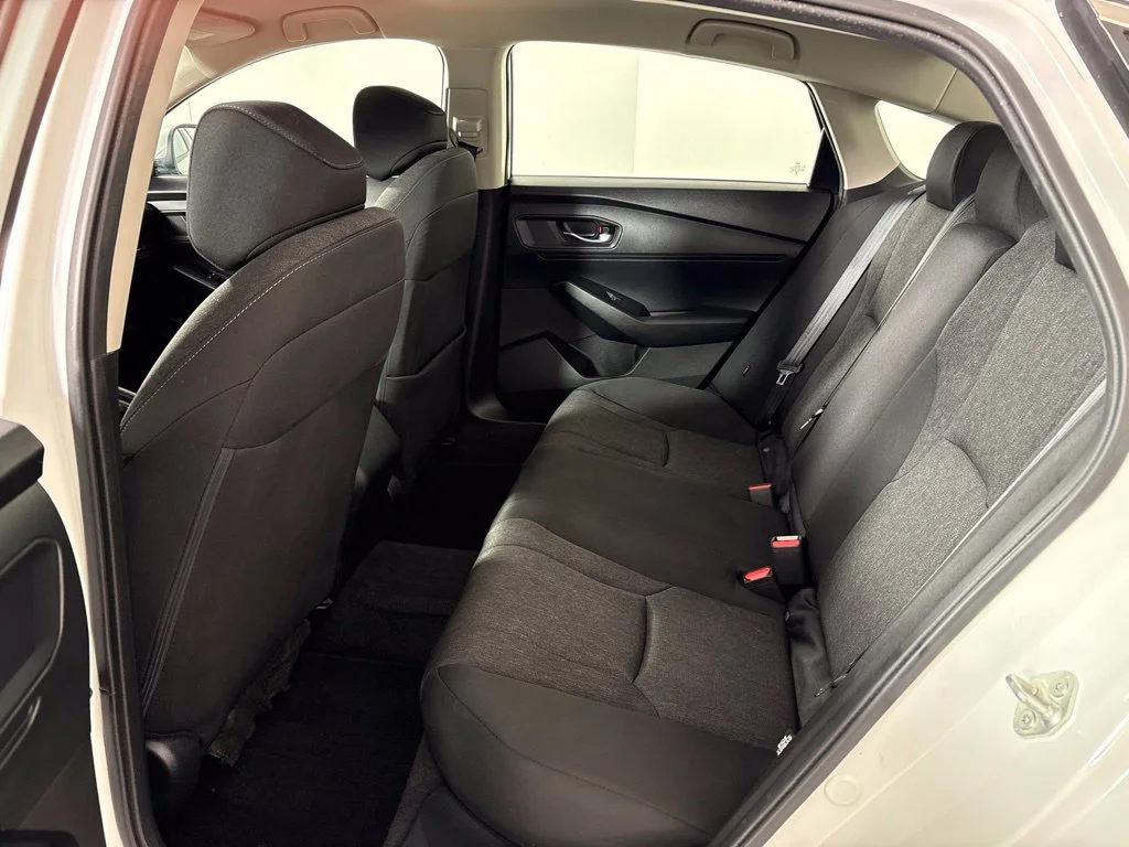 Used 2024 White Honda LX image 25