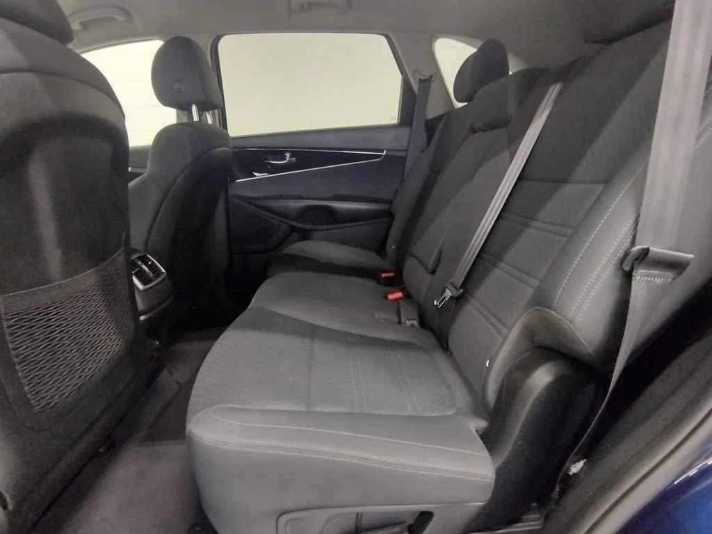 Used 2020 Blue Kia S image 32