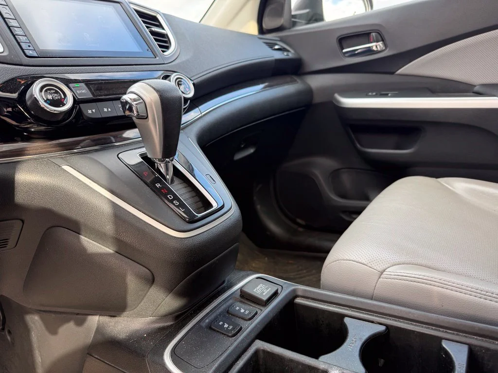 Used 2015 Modern Steel Metallic Honda EX-L image 17