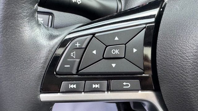 Used 2022 Gun Metallic Nissan 2.5 SL image 26