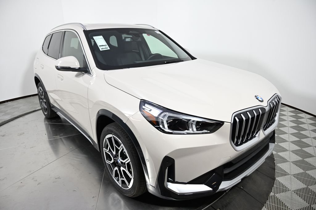 2026 BMW X1 28i - Photo 7