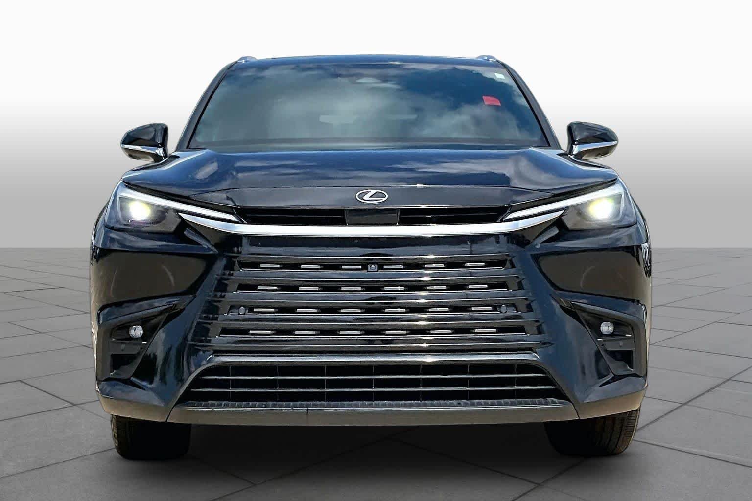 Certified Used 2025 CAVIAR Lexus Premium image 4