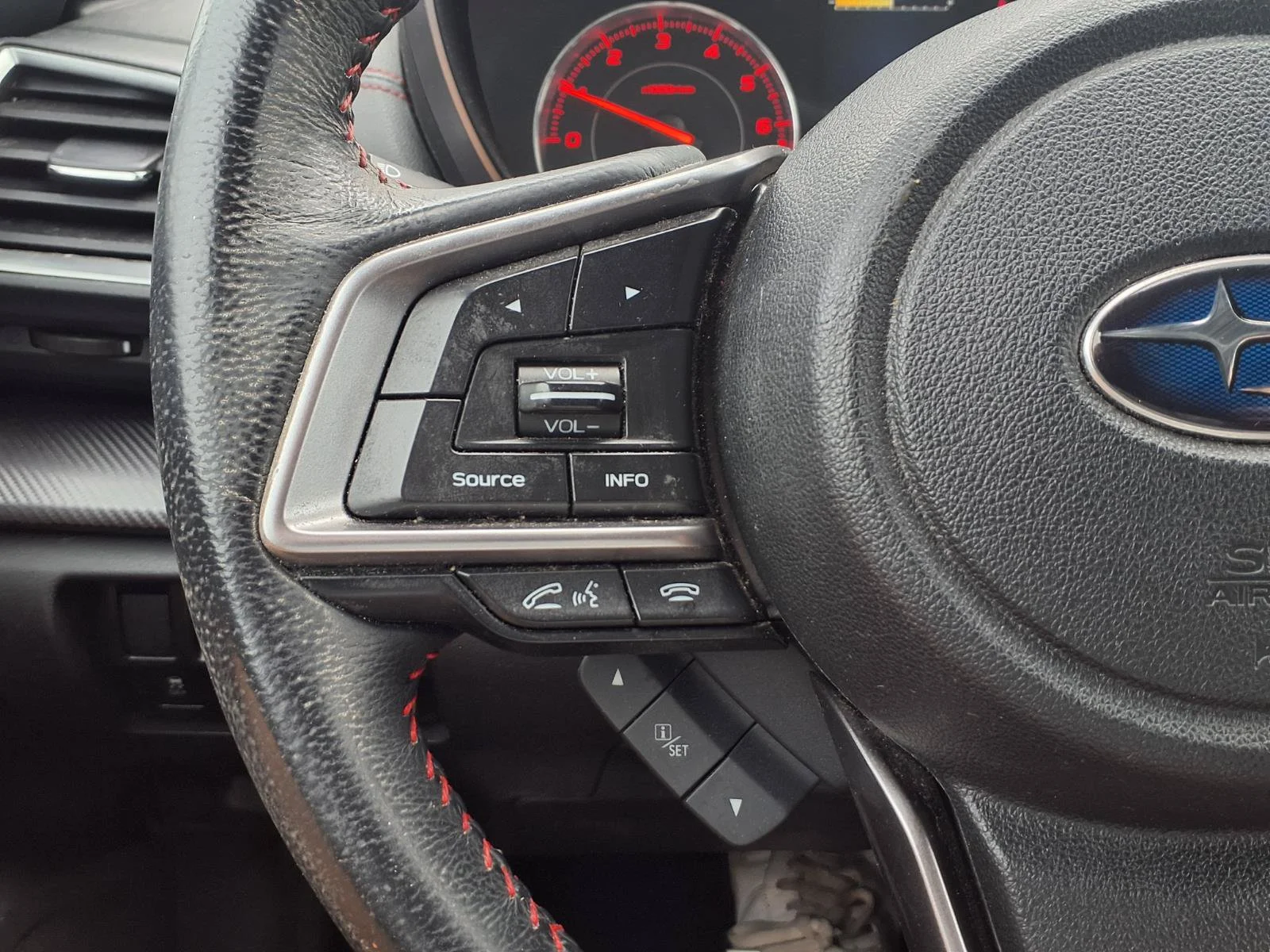 Used 2018 Ice Silver Metallic Subaru Sport image 15