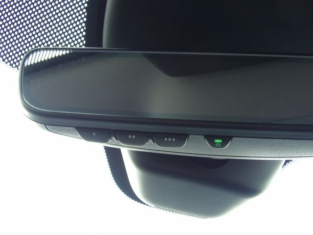 Used 2022 Lunar Silver Metallic Honda Touring image 41