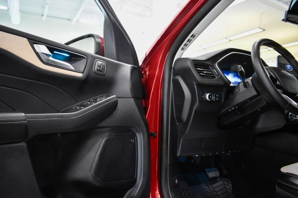 Used 2021 Red Ford Titanium image 14