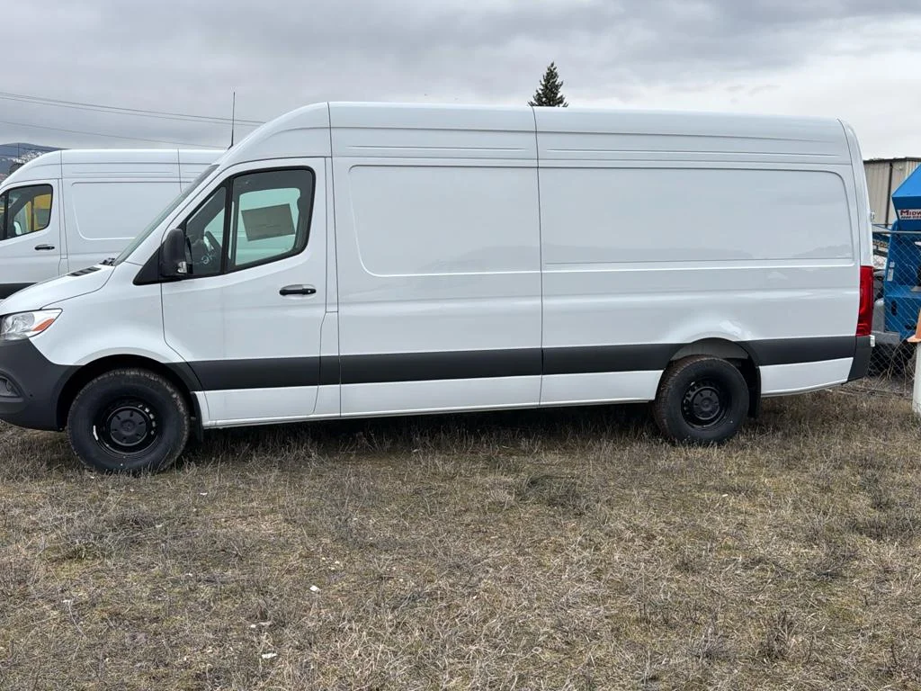 2024 Mercedes-Benz Sprinter Cargo Van