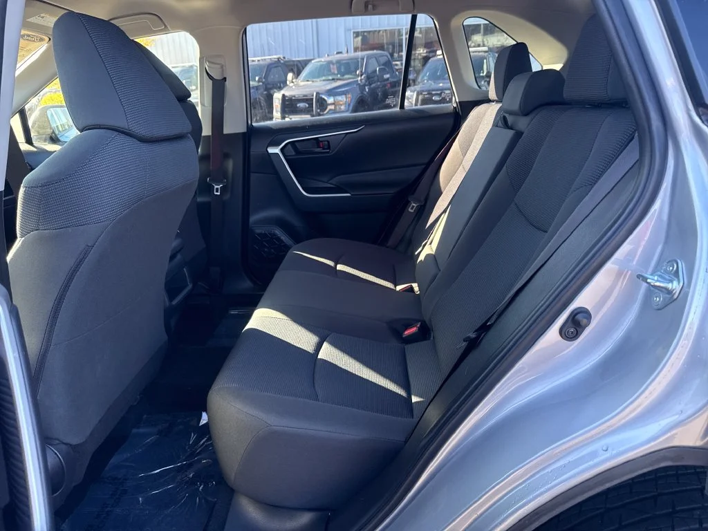 Certified Used 2019 Silver Toyota LE image 9