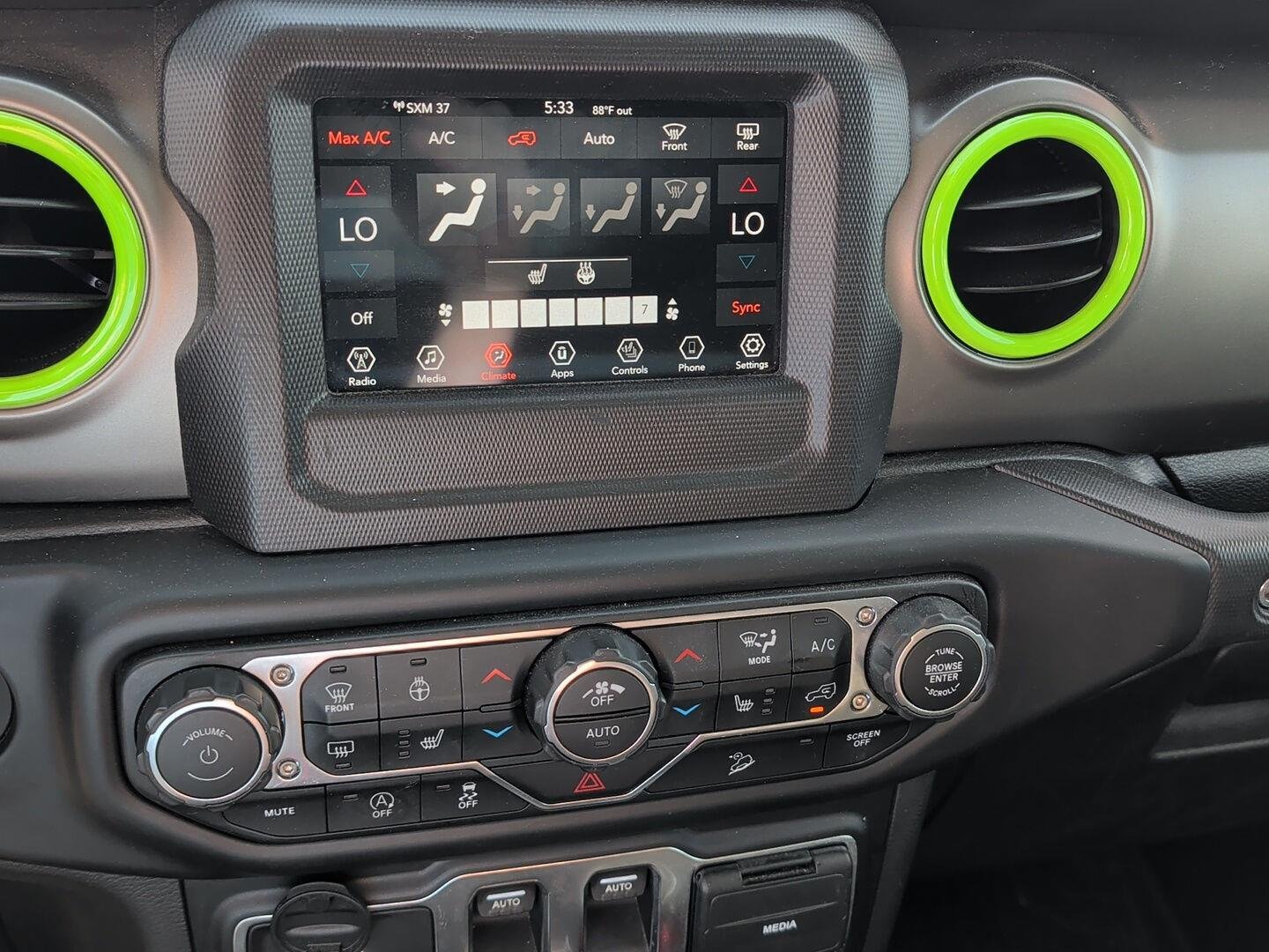 Used 2019 Mojito! Clearcoat Jeep Sport S image 19