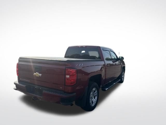 Used 2018 Red Chevrolet LT image 5